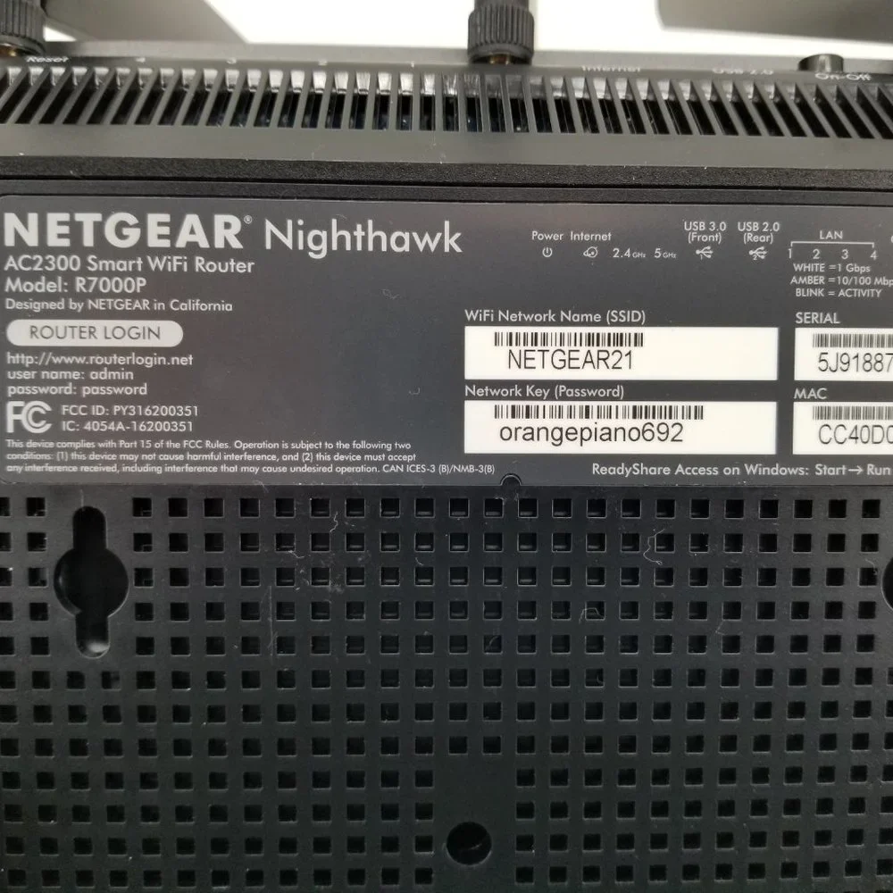 NETGEAR Nighthawk AC2300 Smart Wi-Fi Router (R7000P) - Picture 6 of 6